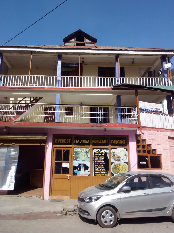 Hotel Everest Манали Экстерьер фото